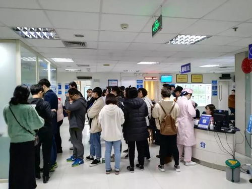火爆 100多名近视患者齐聚厦门眼科中心,竟是为了这事