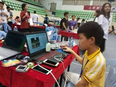 7小时现场造物!我校“小创客”赴厦门大学挑战青少年迷你创客马拉松比赛