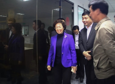 厦门市副市长国桂荣莅临我司参观考察，鼓励软件设计产业创新发展